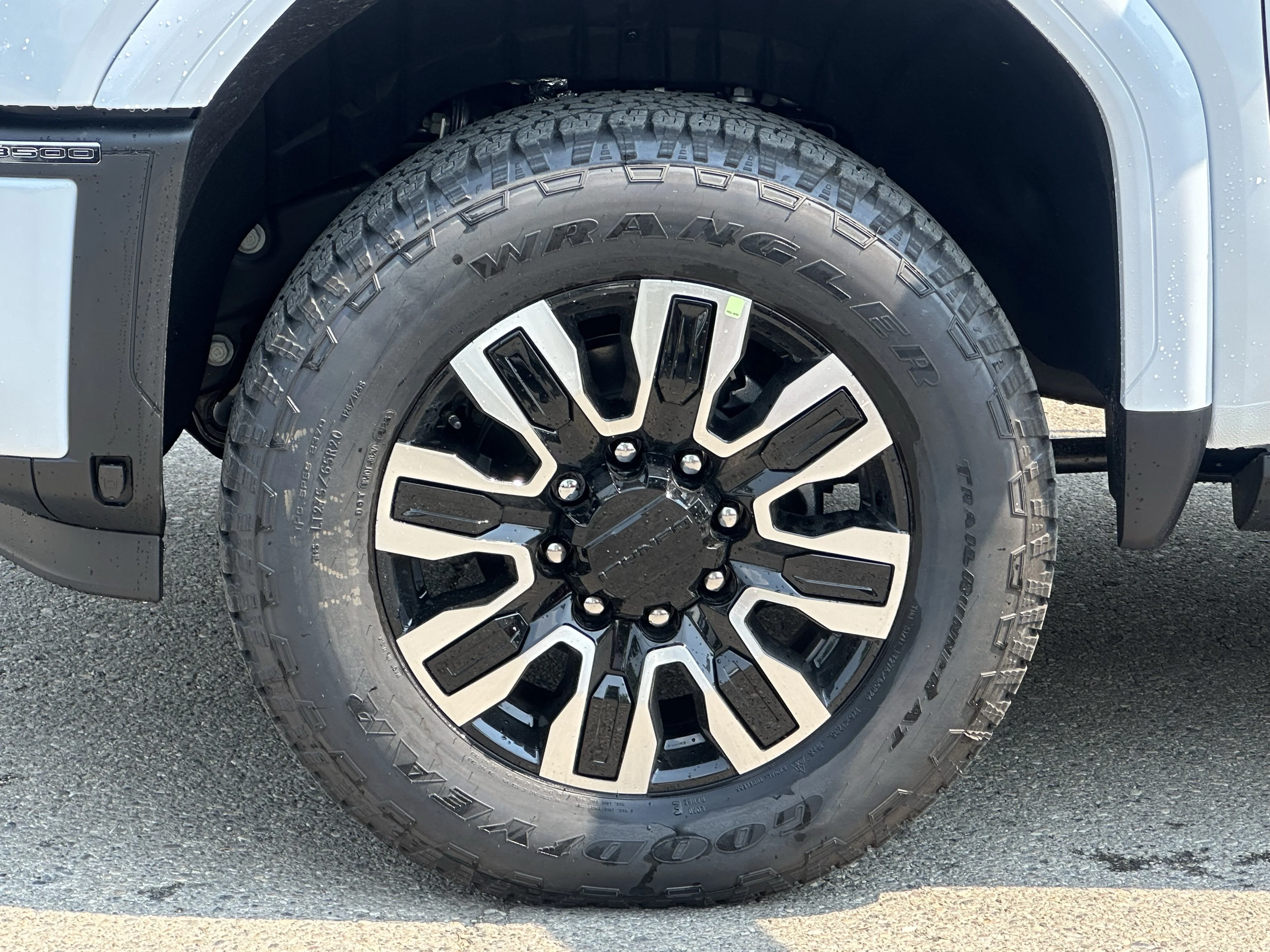 New 2026 Polar White Tricoat GMC Denali Ultimate image 6