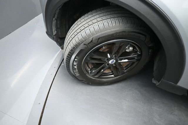 Used 2021 Silver Ford XLT image 27