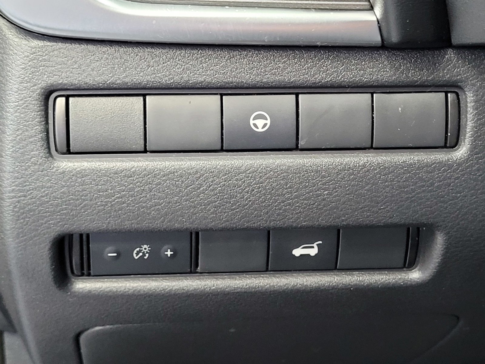 2023 Nissan Rogue SV - Photo 8