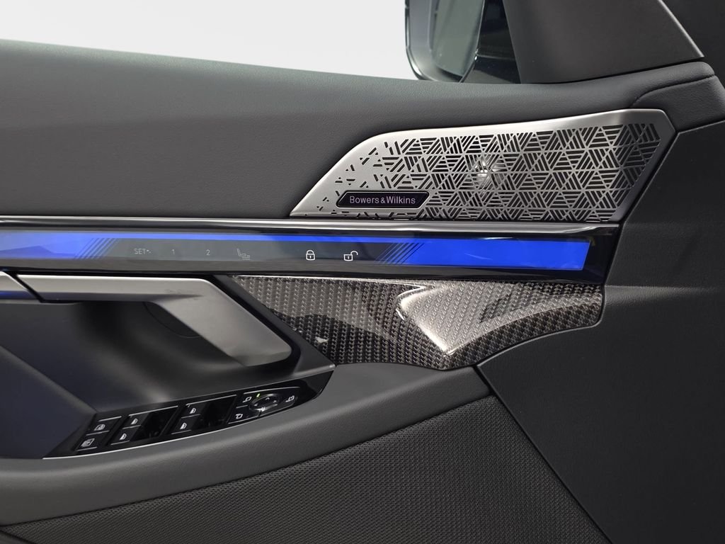 New 2026 Marina Bay Blue Metallic BMW  image 27