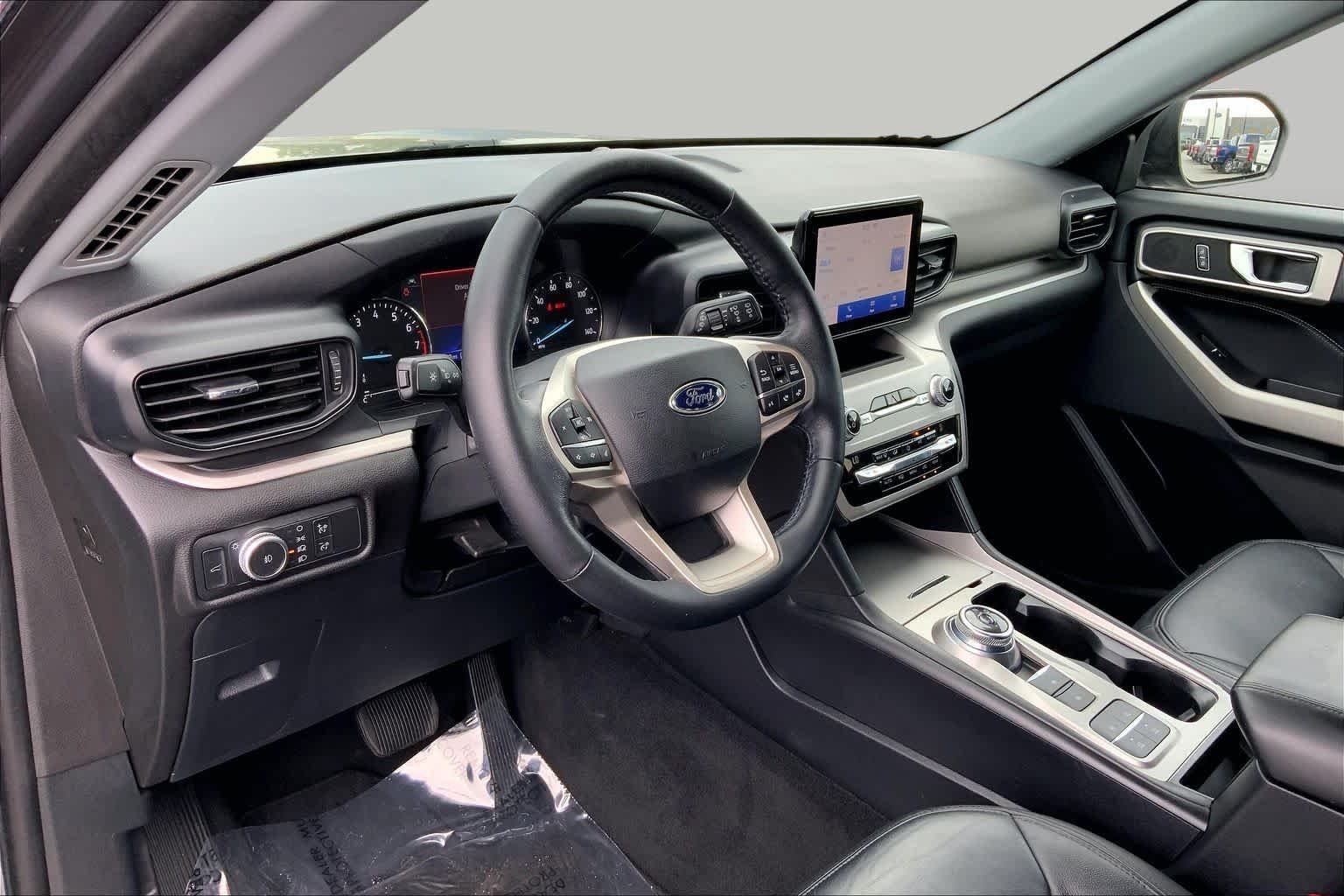Used 2021 Carbonized Gray Metallic Ford XLT image 17