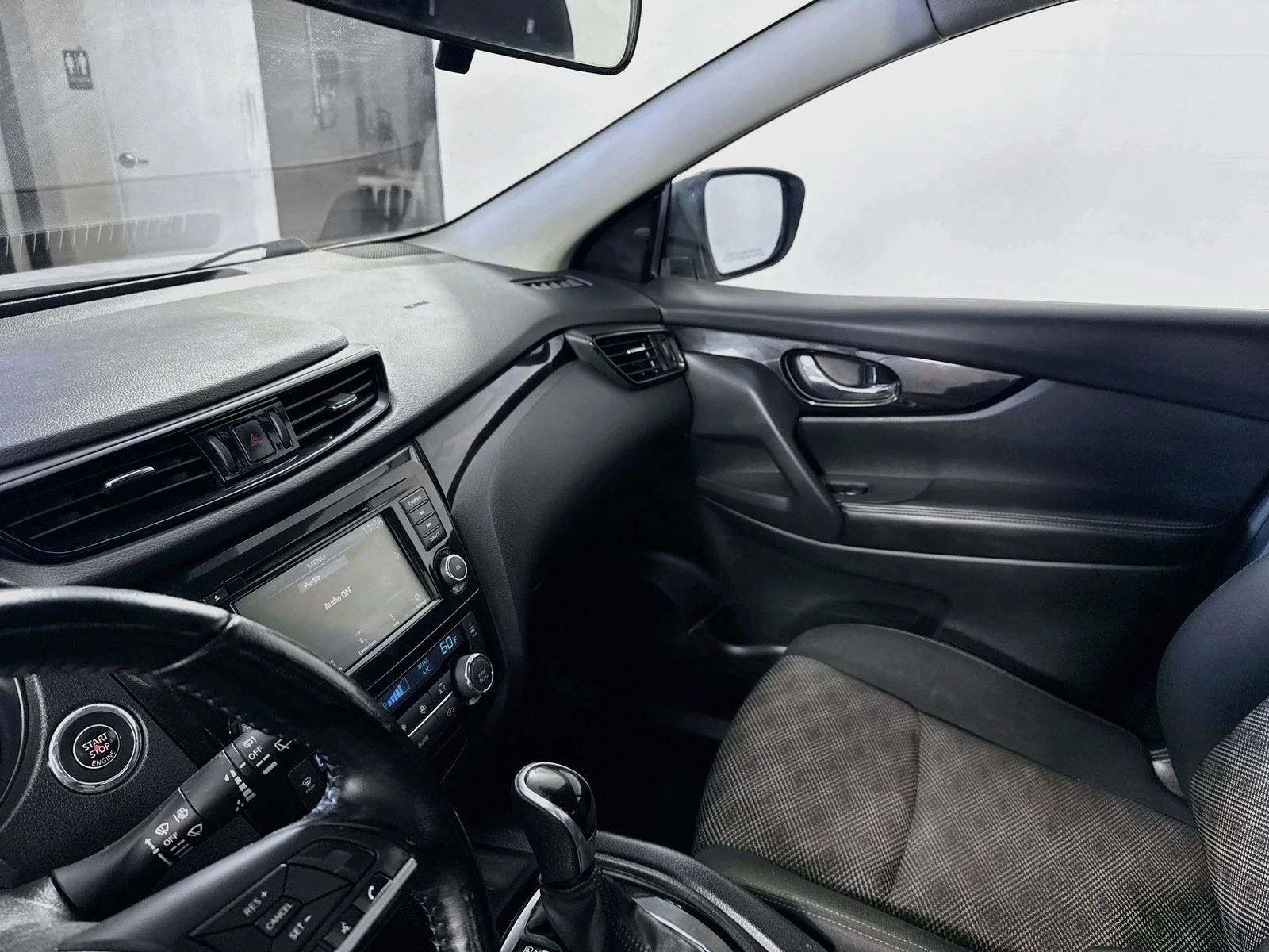 2022 Nissan Rogue Sport SV - Photo 6