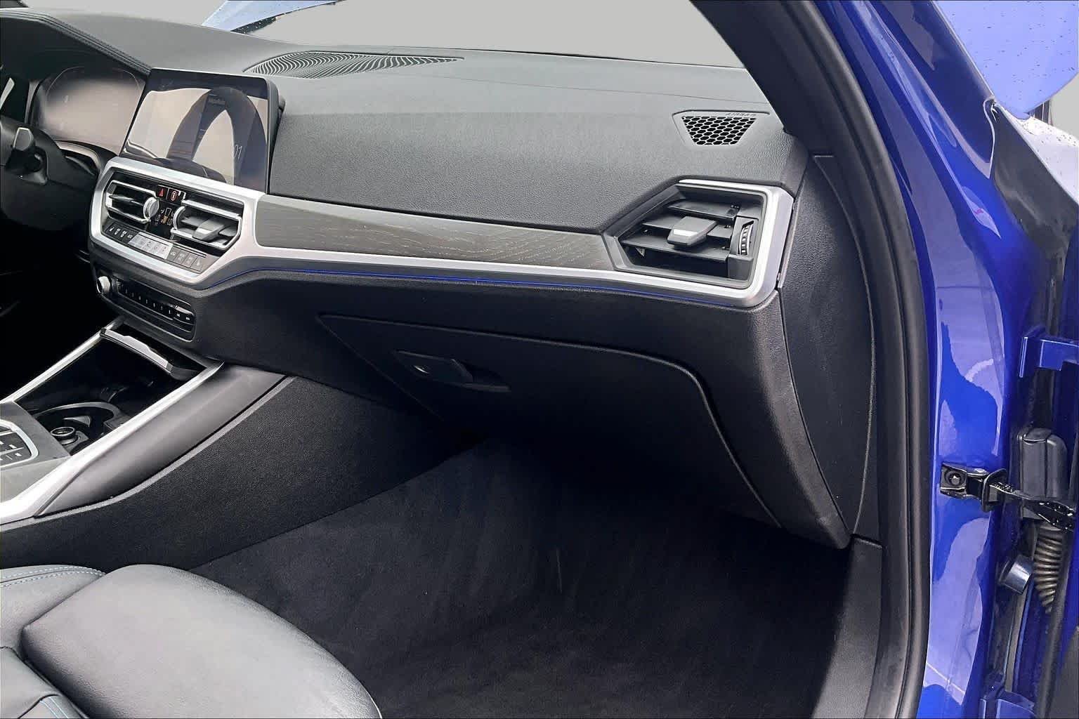 Used 2020 Portimao Blue Metallic BMW 330i image 17