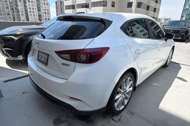 Used 2017 Snowflake White Pearl Mica Mazda Grand Touring image 7