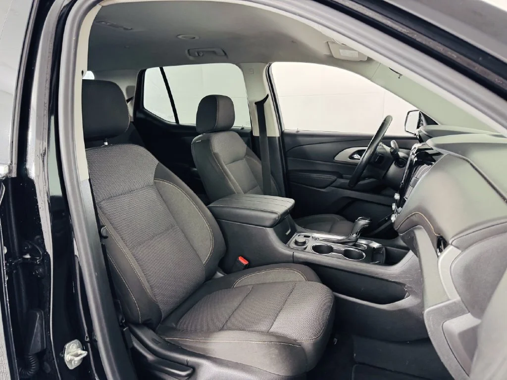 Used 2020 Black Chevrolet LT image 30