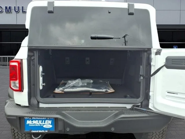New 2026 Oxford White Ford Heritage Edition image 36