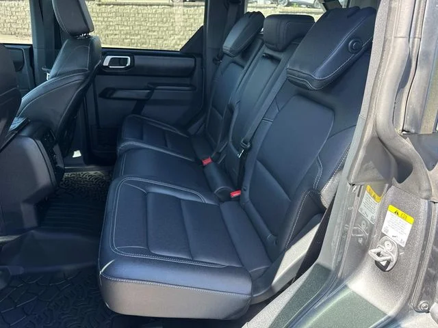 Used 2025 Gray Ford Badlands image 16