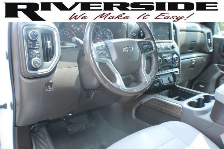 Used 2021 Summit White Chevrolet LT Trail Boss image 9