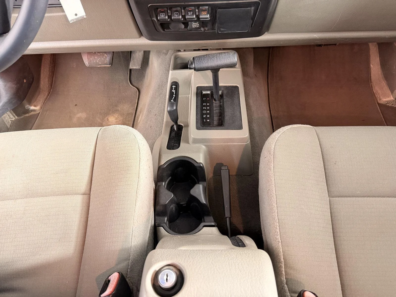 Used 2006 Light Khaki Metallic Jeep Rubicon image 25