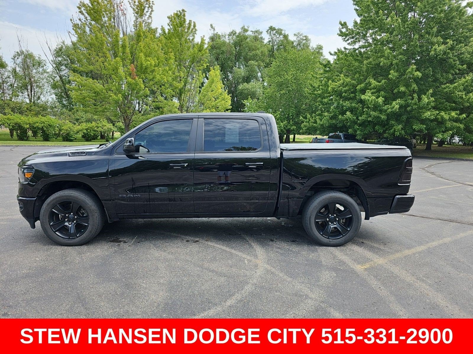 2020 RAM 1500 Big Horn/Lone Star 4x4 Crew Cab 5'7's photo