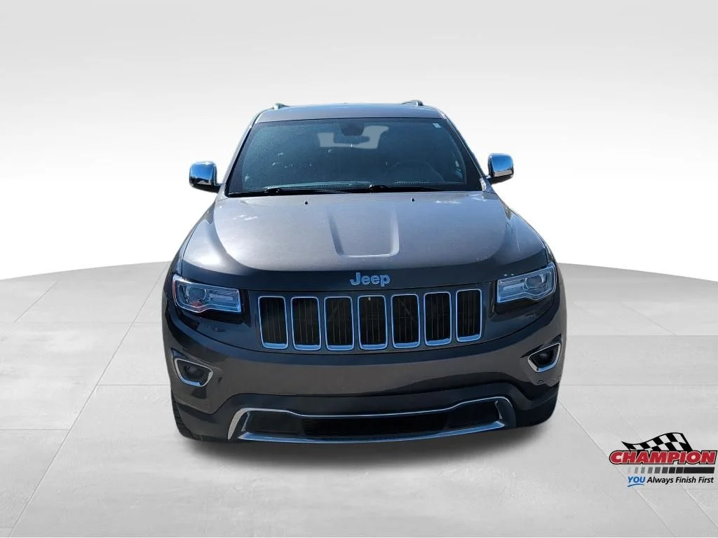 Used 2014 Gray Jeep Limited image 9