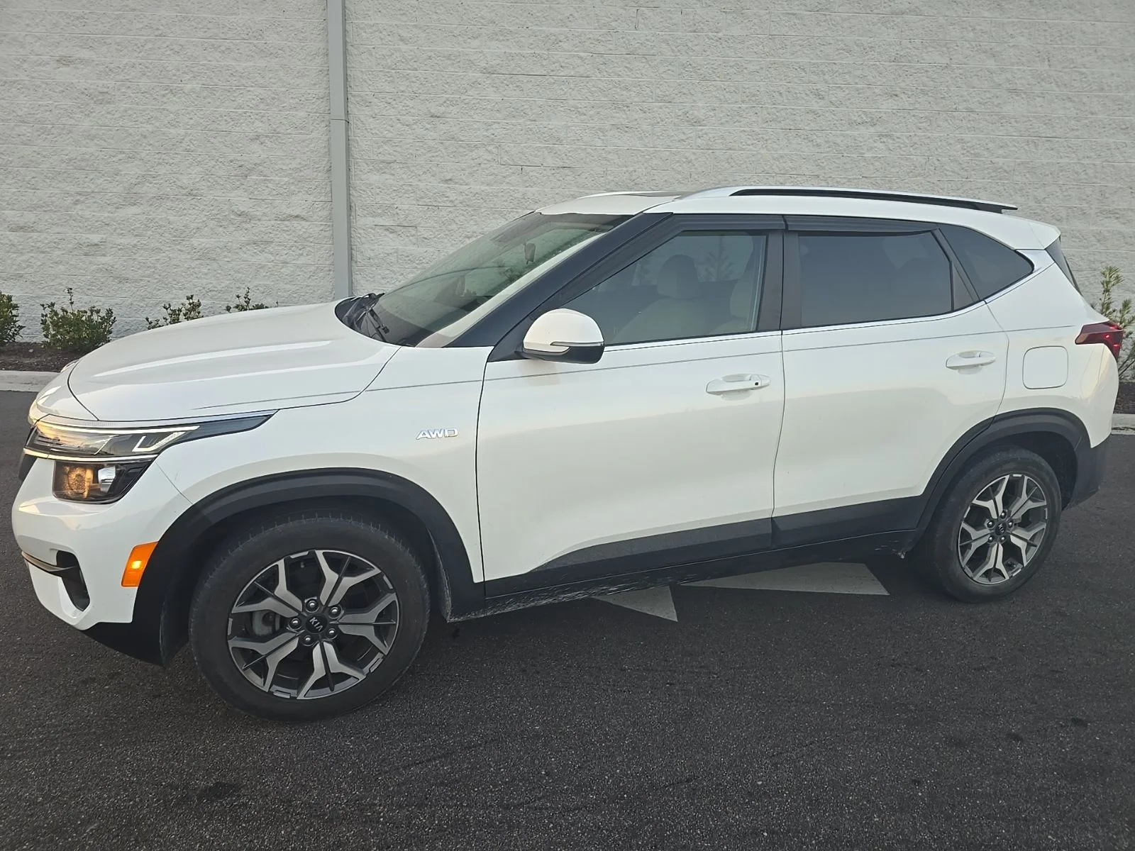 2021 Kia Seltos 2.0 EX AWD's photo