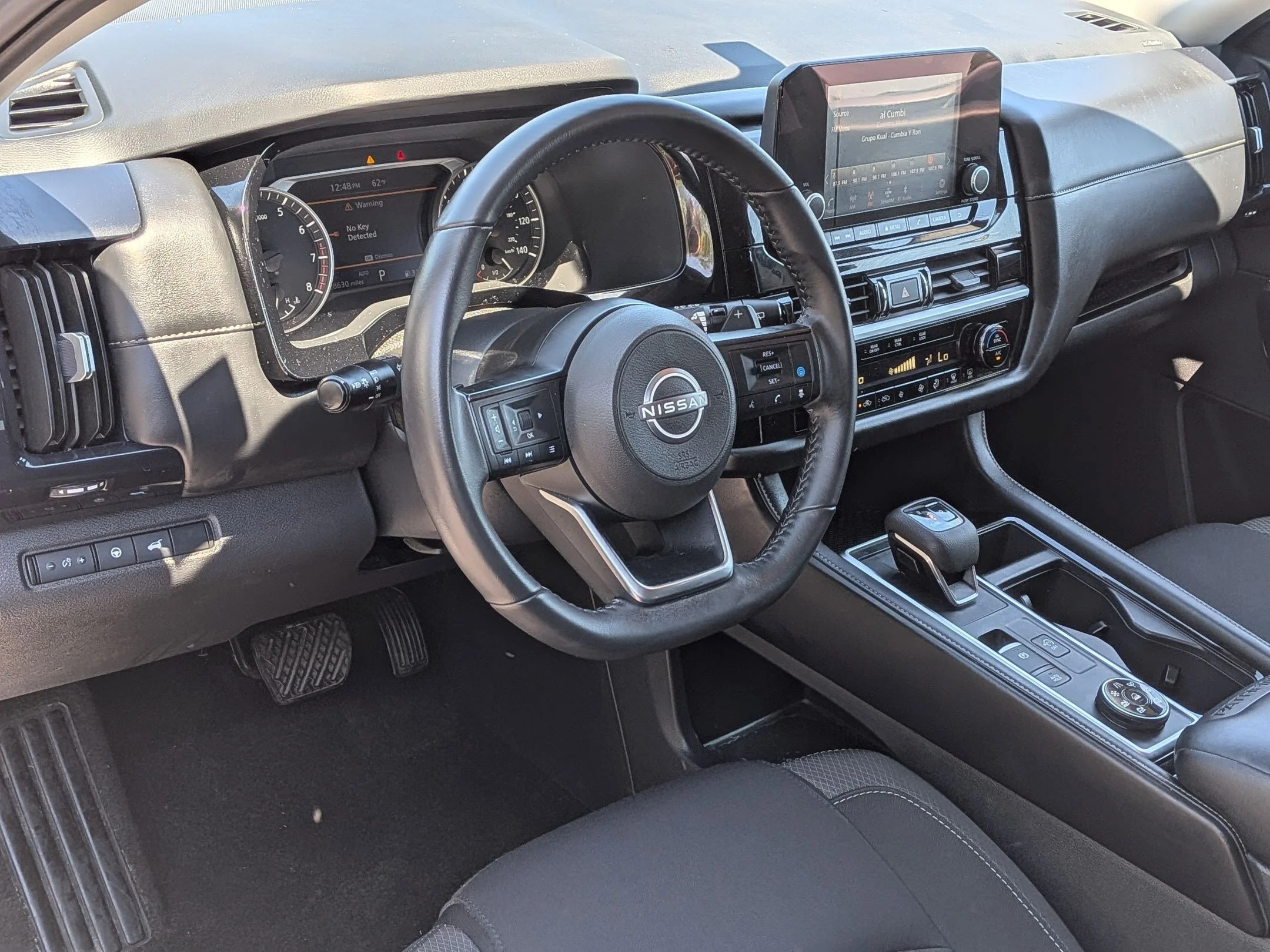 2025 Nissan Pathfinder SV - Photo 10
