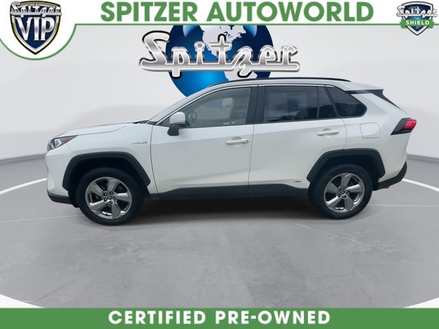 Used 2021 White Toyota XLE Premium image 6