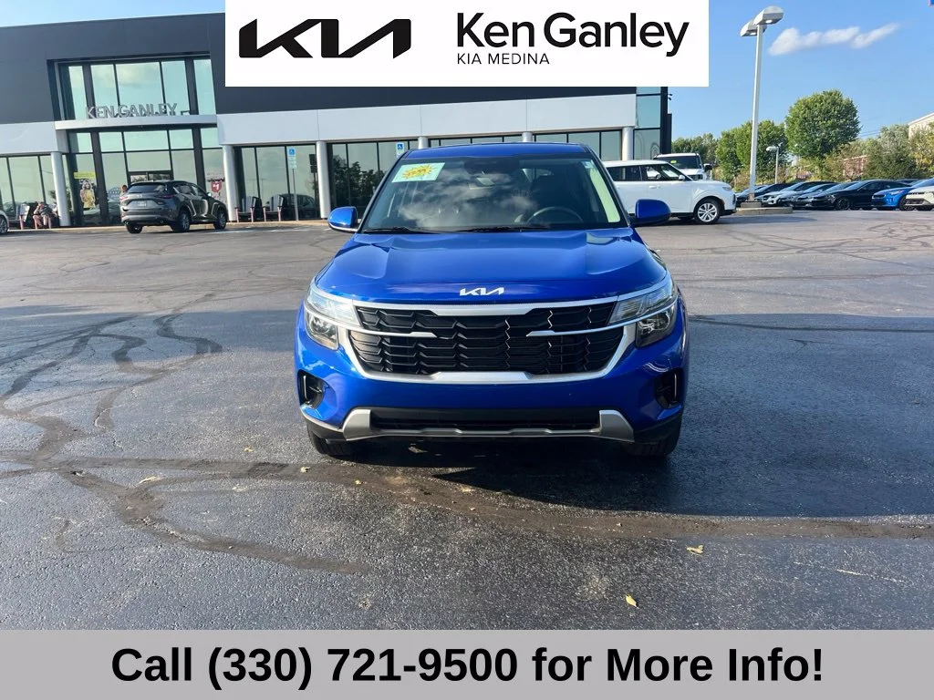 Certified Used 2024 Blue Kia LX image 4