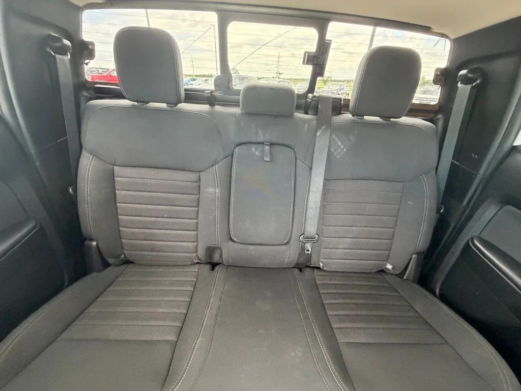 Used 2022 White Ford XLT image 27