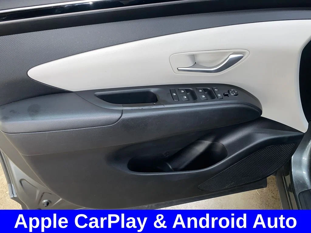 Used 2022 Gray Hyundai SEL image 9