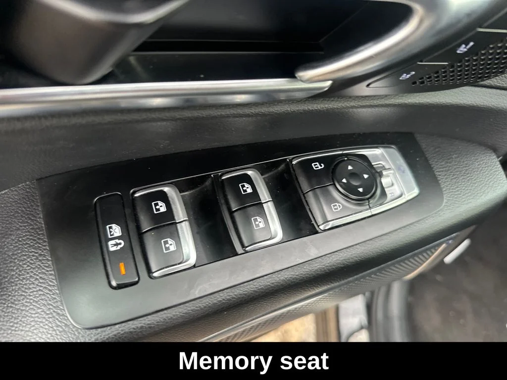 Used 2024 Black Kia SX-Prestige image 12