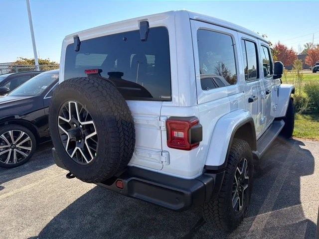 New 2027 White Jeep Sahara image 7