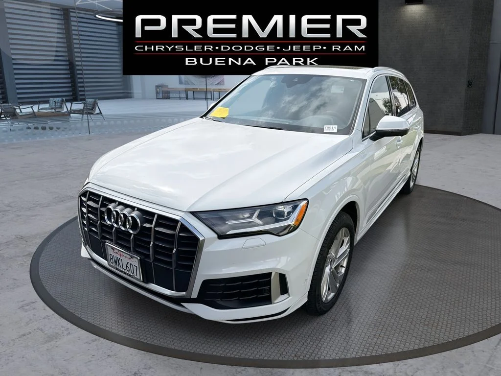 2021 Audi Q7 55 Premium quattro Tiptronic's photo