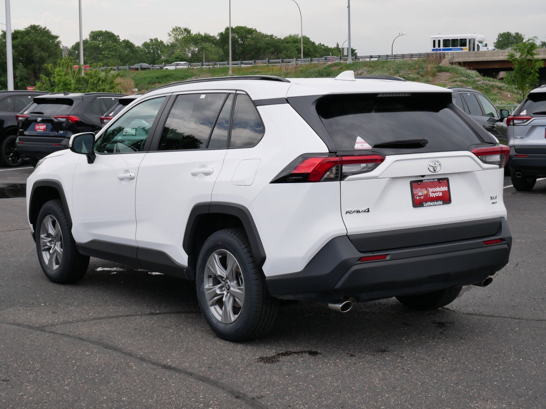 Used 2024 Ice Cap Toyota XLE image 5