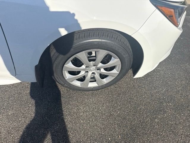 Used 2026 White Toyota LE image 10