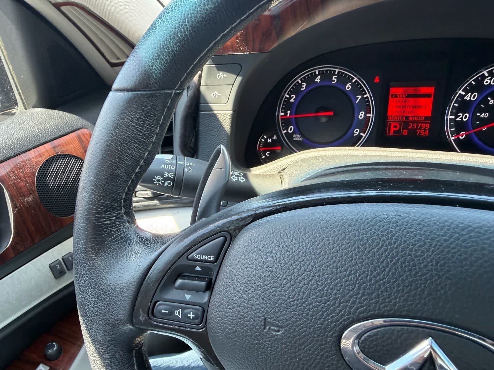 Used 2007 Platinum Graphite Metallic INFINITI Sport image 19