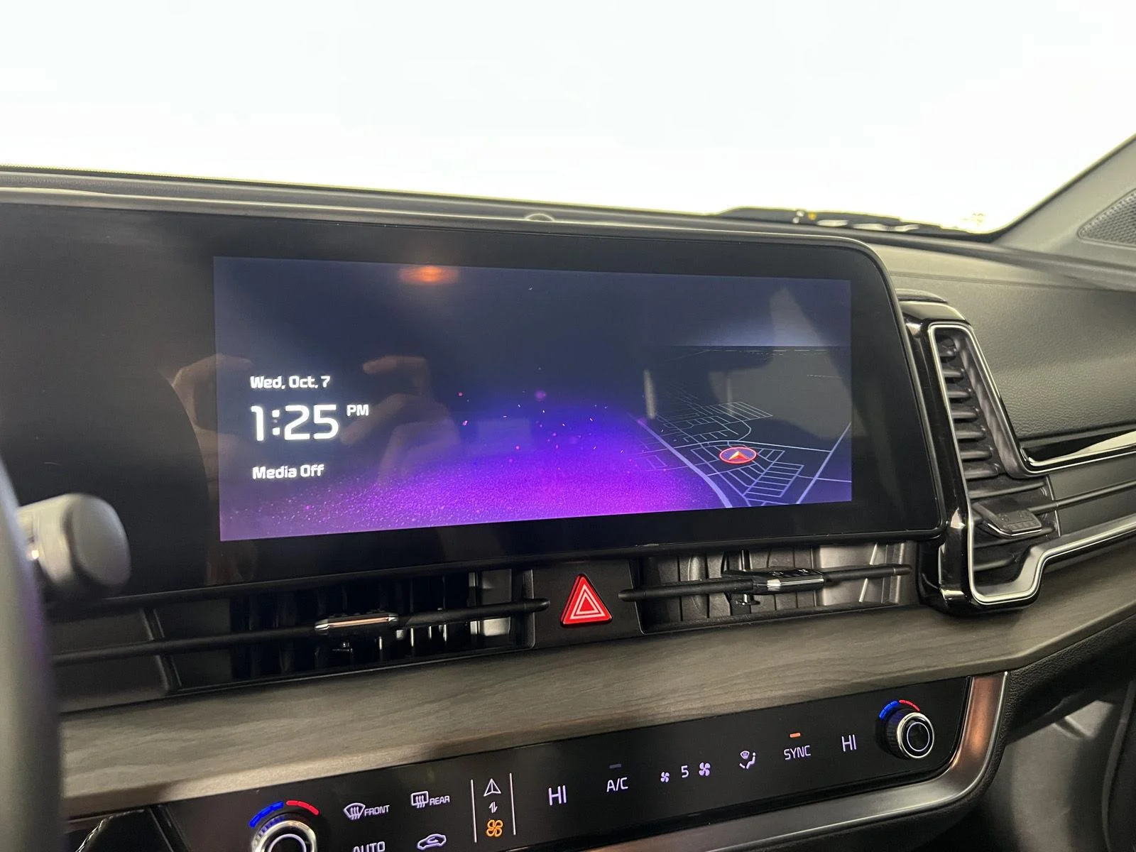 Used 2023 Sapphire Blue Kia X-Line image 17