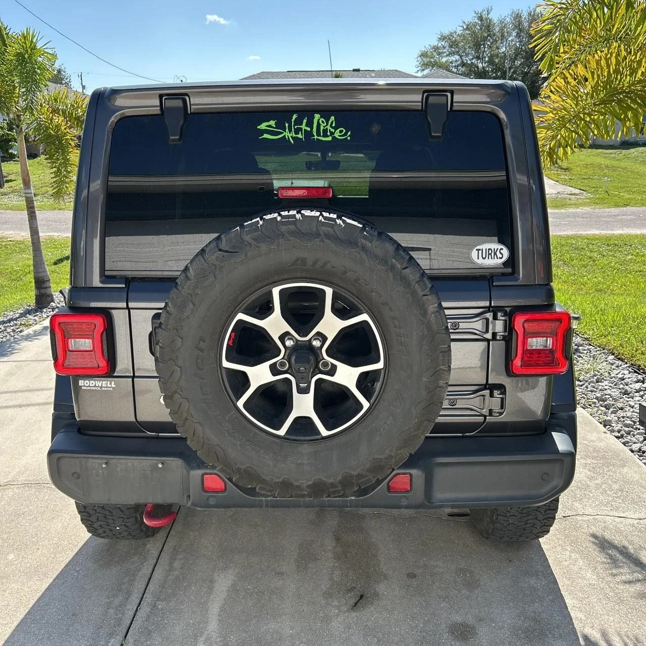 Used 2020 GRAY Jeep Rubicon image 4