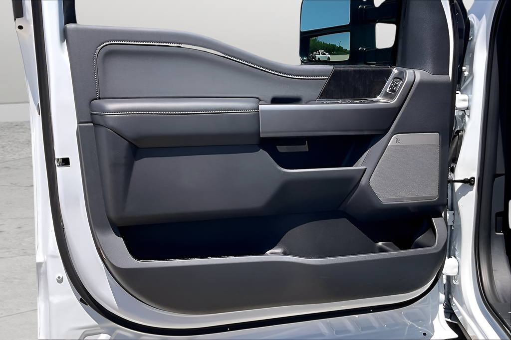New 2026 Oxford White Ford Lariat image 12