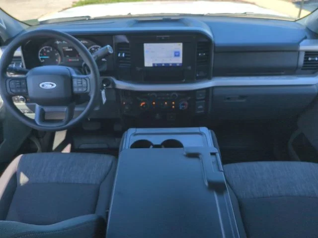 New 2026 Oxford White Ford F-250® XLT image 15
