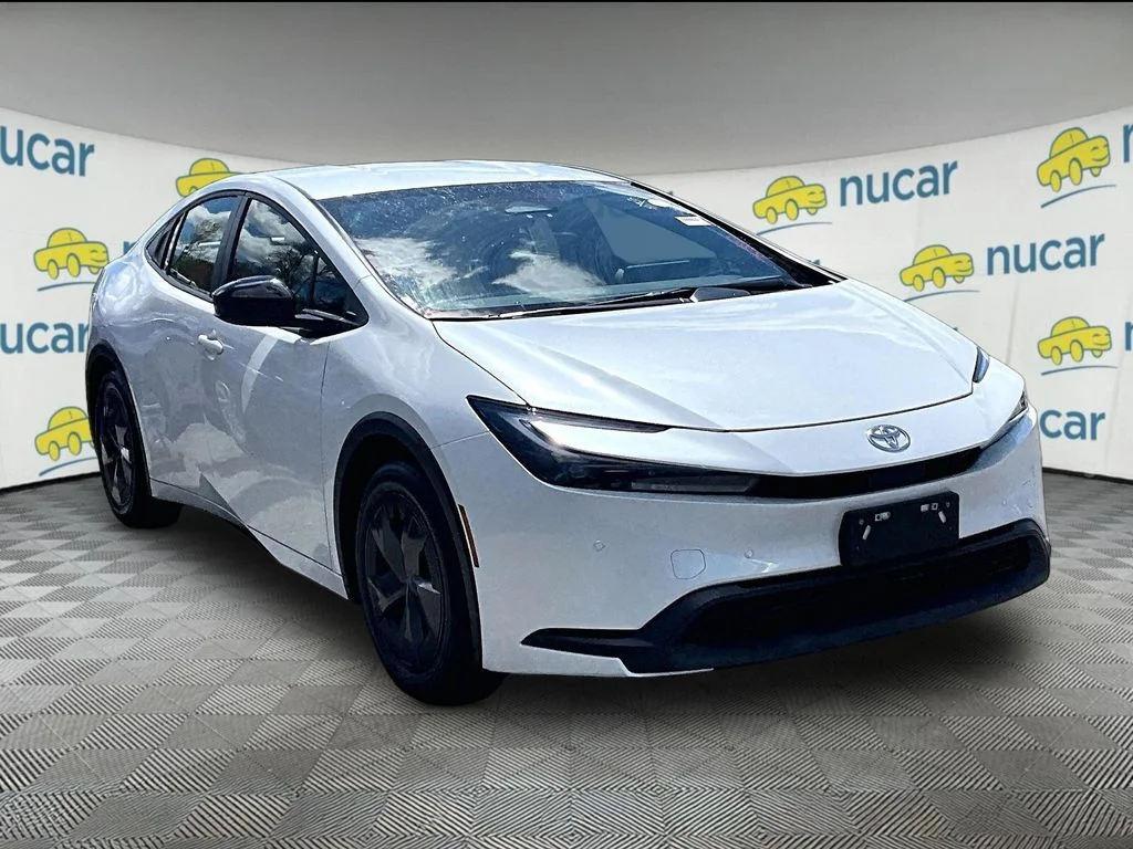 2025 Toyota Prius