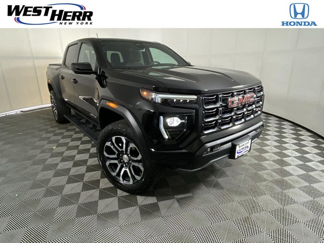 2024 GMC Canyon 4WD AT4