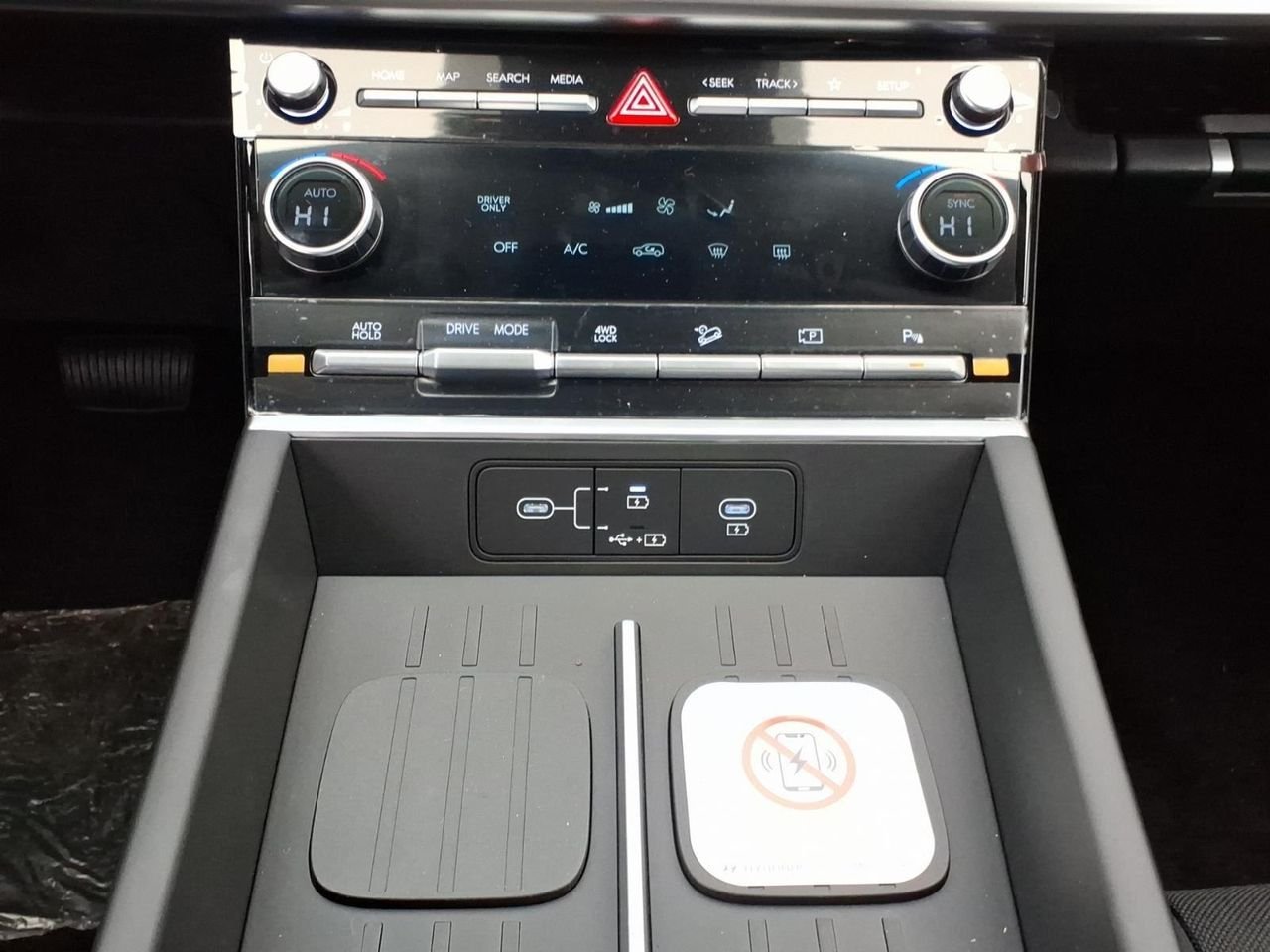 2026 Hyundai Santa Fe SE - Photo 15