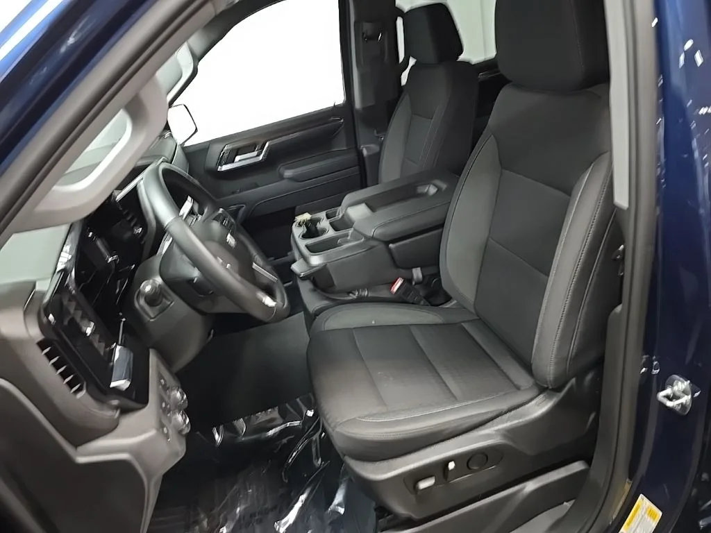 Used 2023 Blue Chevrolet LT image 29