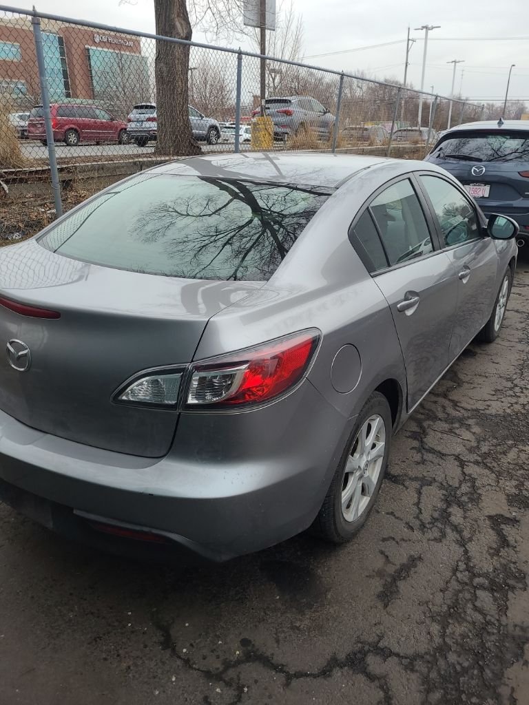2011 MAZDA MAZDA3 - Image 2