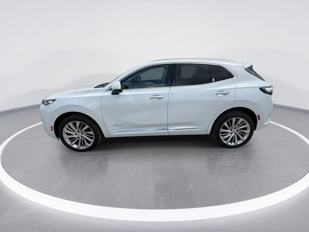 New 2026 Iridescent White Tricoat Buick Avenir image 5