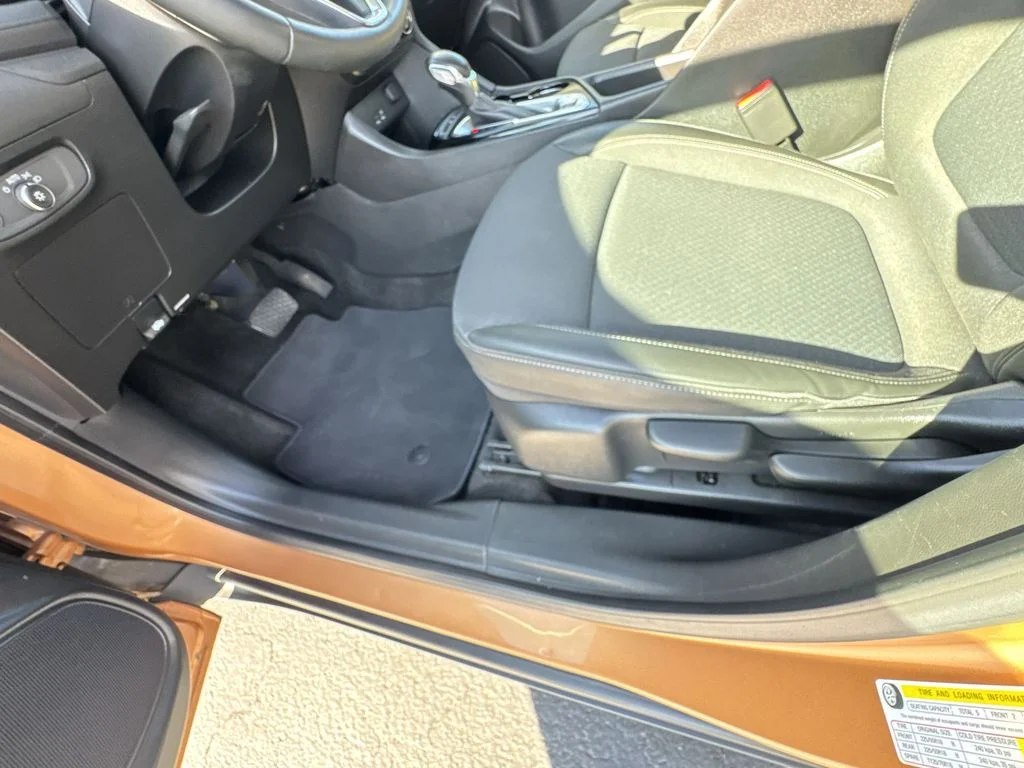 Used 2024 Brown Buick Preferred image 18