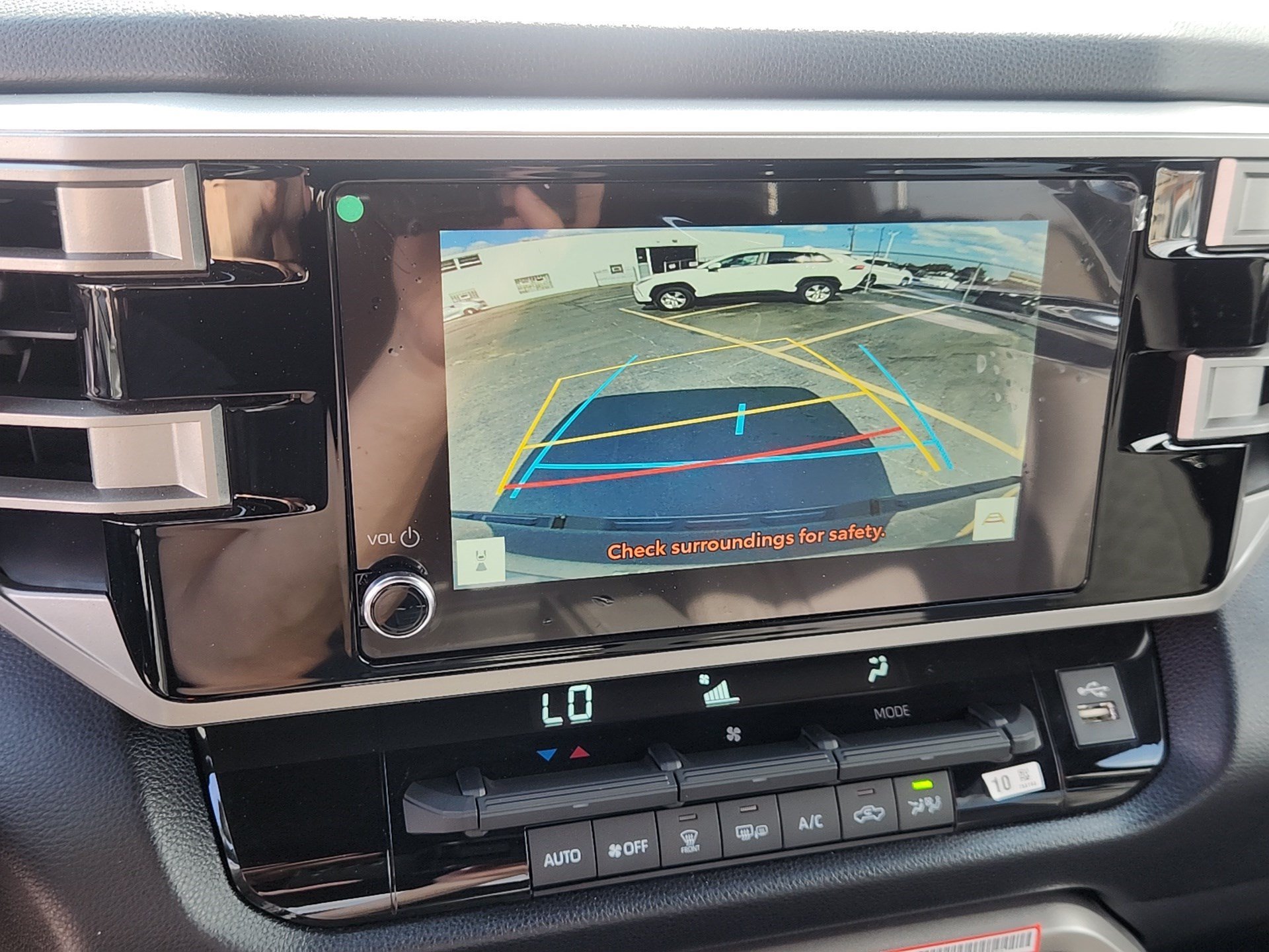 2026 Toyota Tundra SR5 - Photo 15