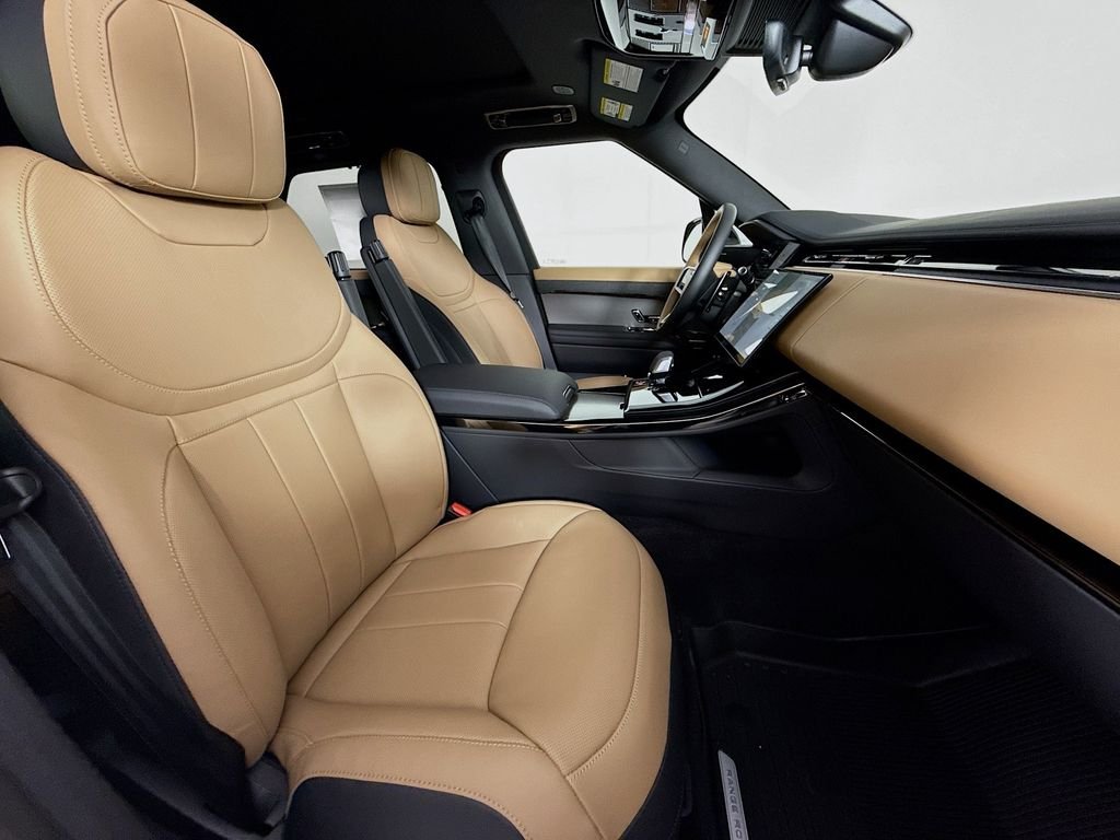 New 2025 Firenze Red Land Rover Dynamic SE image 23