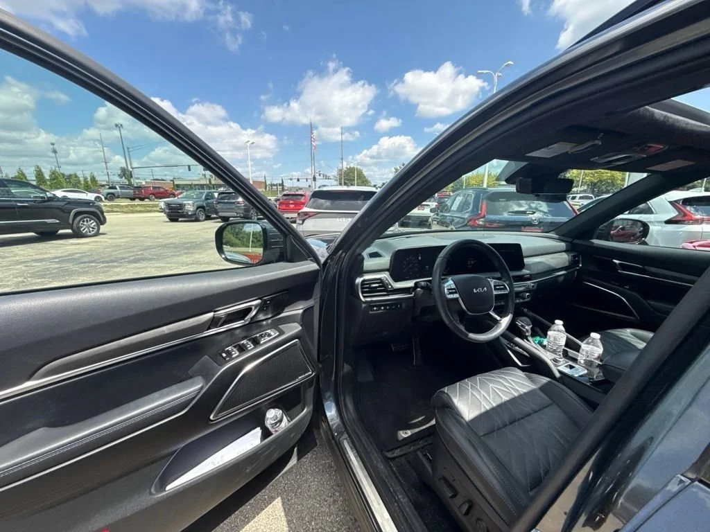Used 2024 Gravity Gray Kia SX-Prestige X-Pro image 23