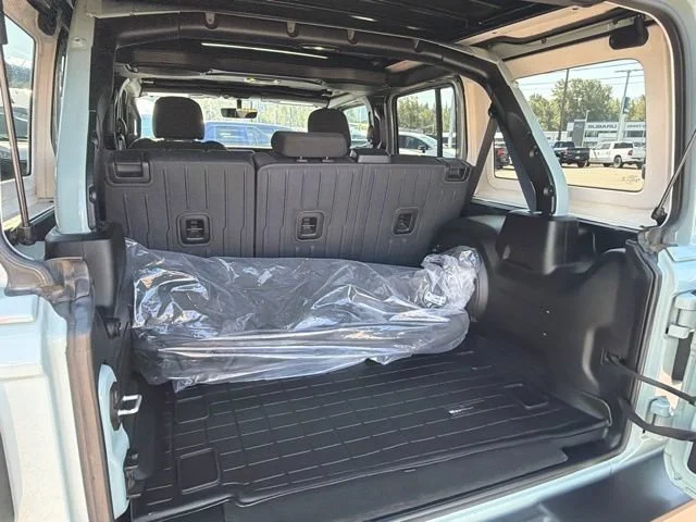 Used 2023 Earl Clearcoat Jeep Willys 4xe image 15