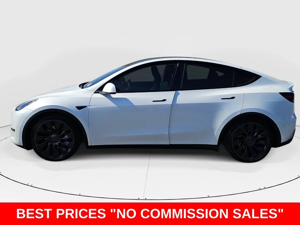 Used 2022 White Tesla Performance image 6