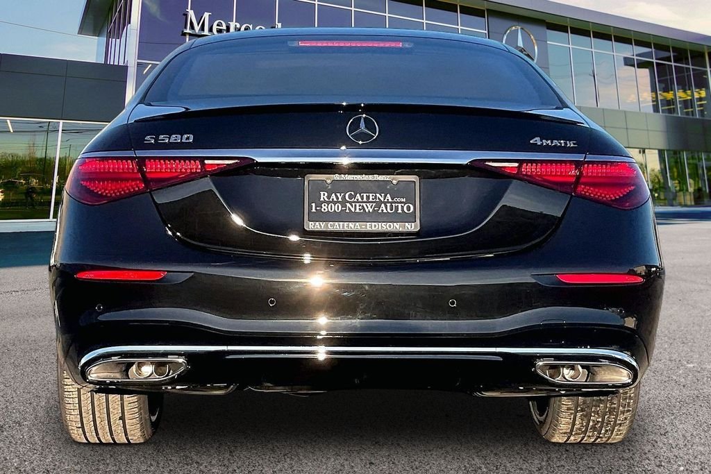 New 2026 Obsidian Black Metallic Mercedes-Benz S 580 image 4