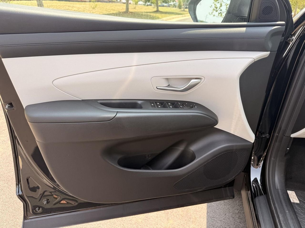 New 2026 Ash Black Hyundai SEL AWD image 10