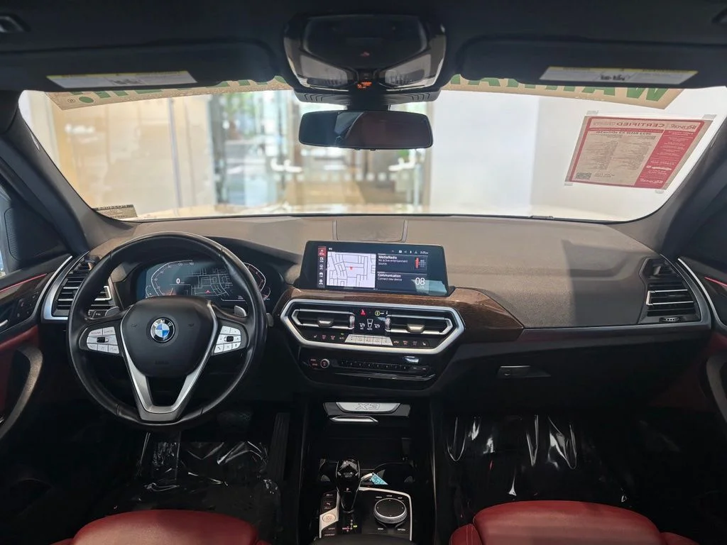 Used 2023 White BMW sDrive30i image 11