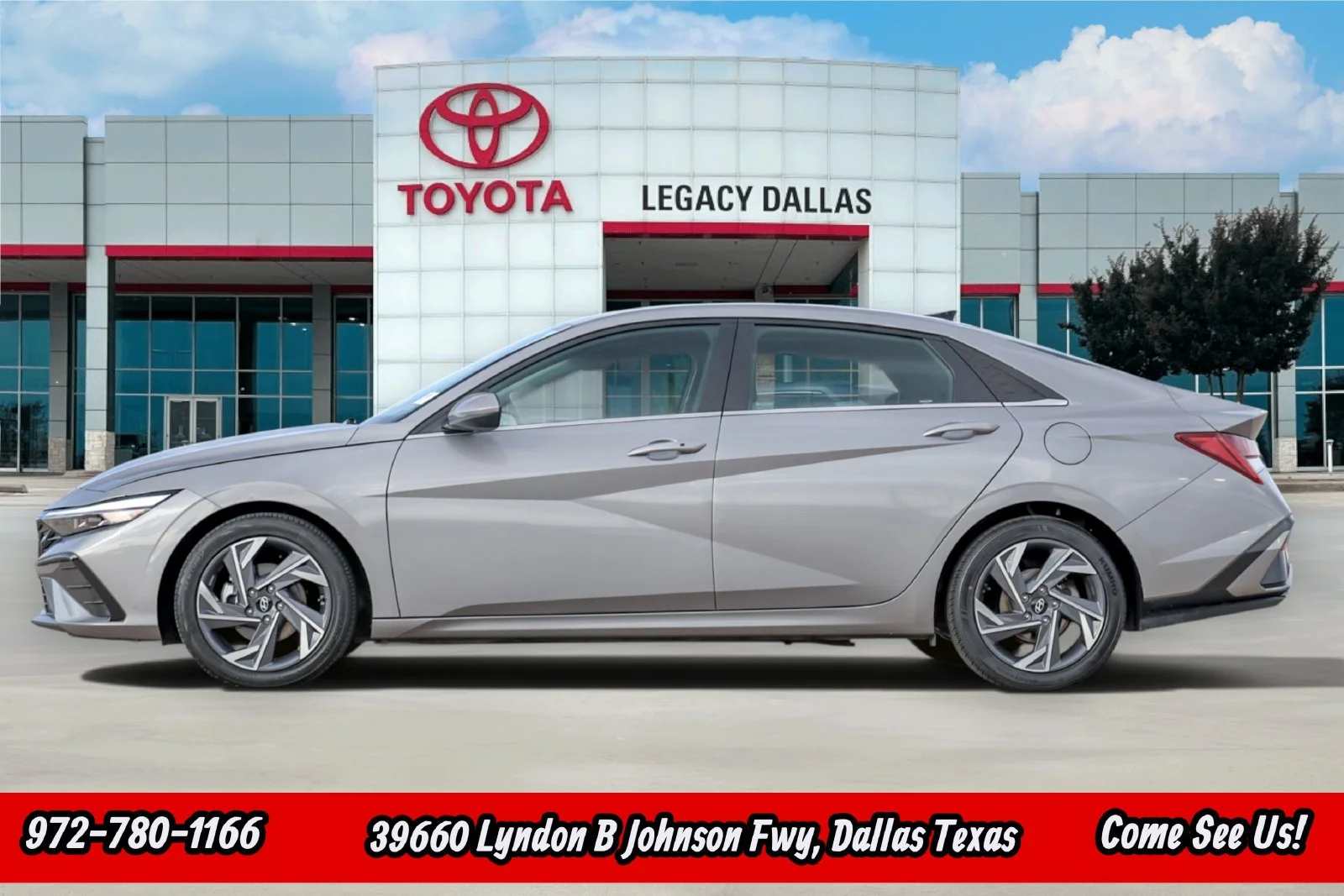 Used 2025 Silver Hyundai SEL Convenience image 7