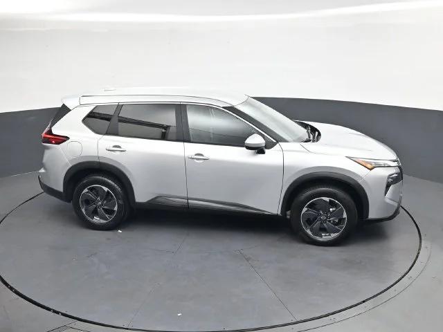 Used 2025 Brilliant Silver Metallic Nissan SV image 23