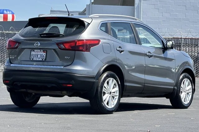 Used 2019 Gun Metallic Nissan SV image 4