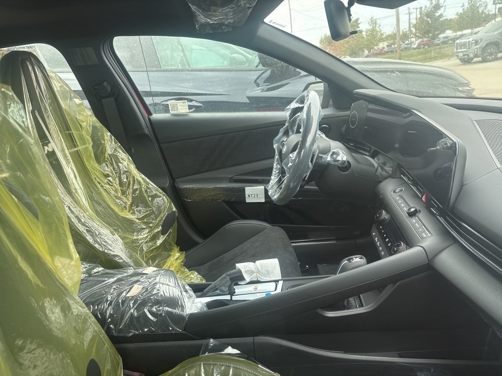 2025 Hyundai Elantra N Base photo 4